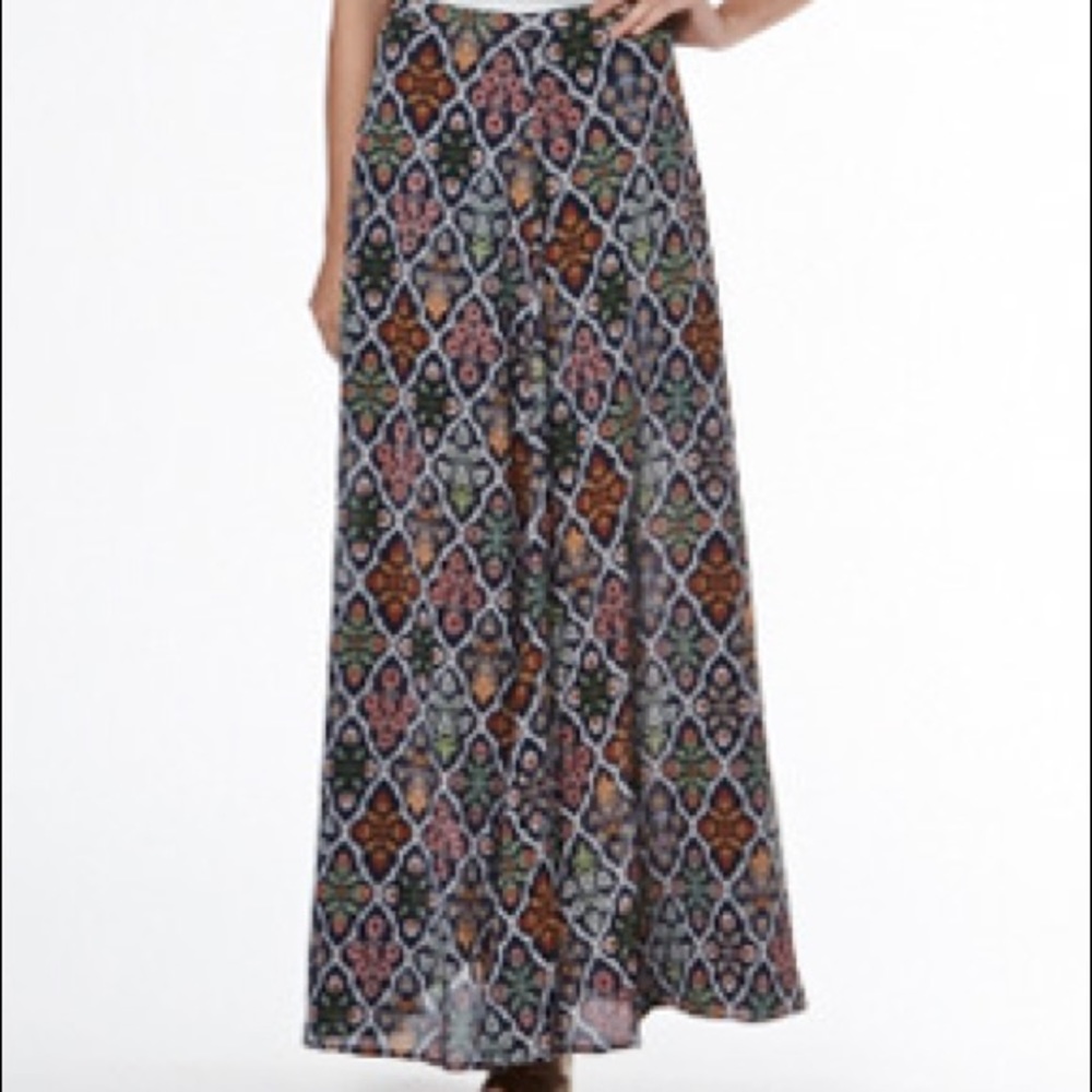 ISO Tigerlily bouquet maxi skirt